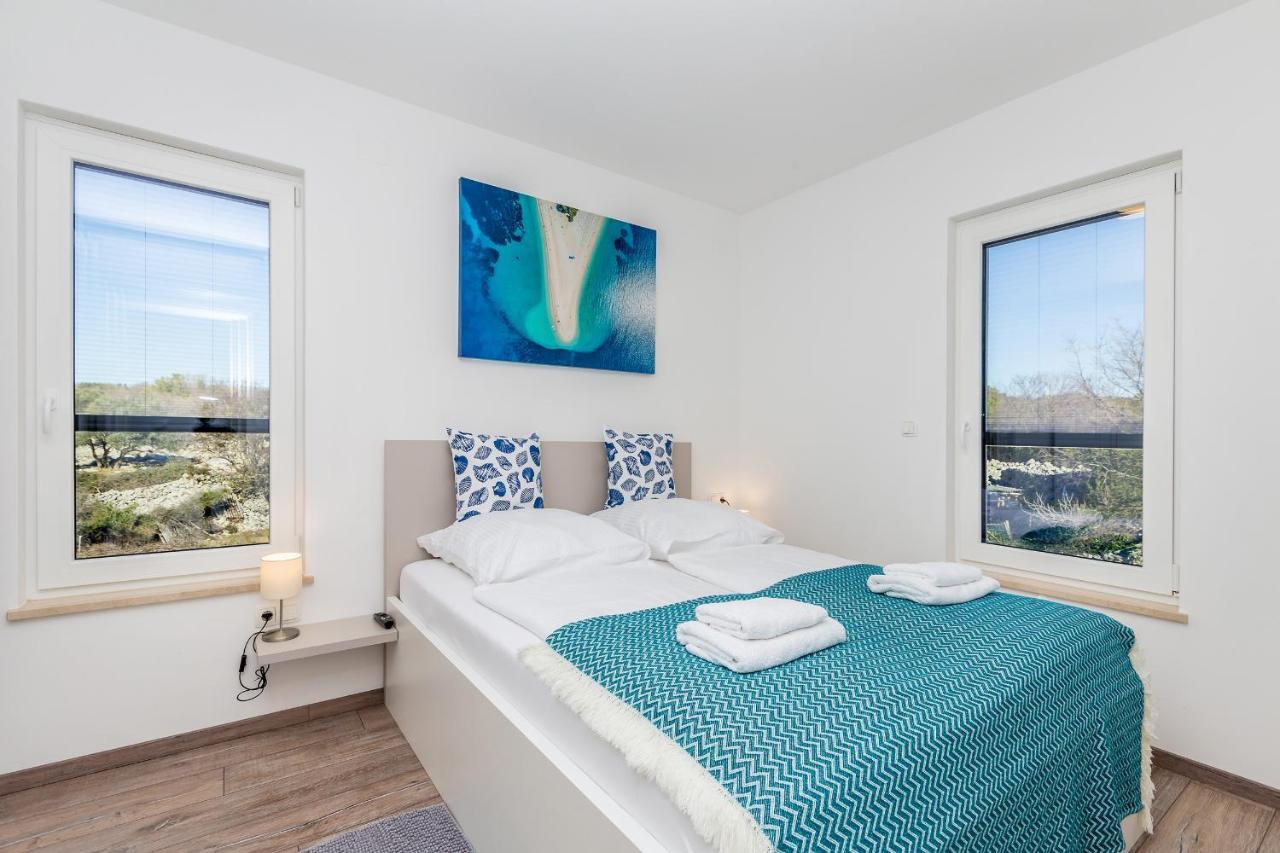 Apartments Luca Krk Town Zewnętrze zdjęcie