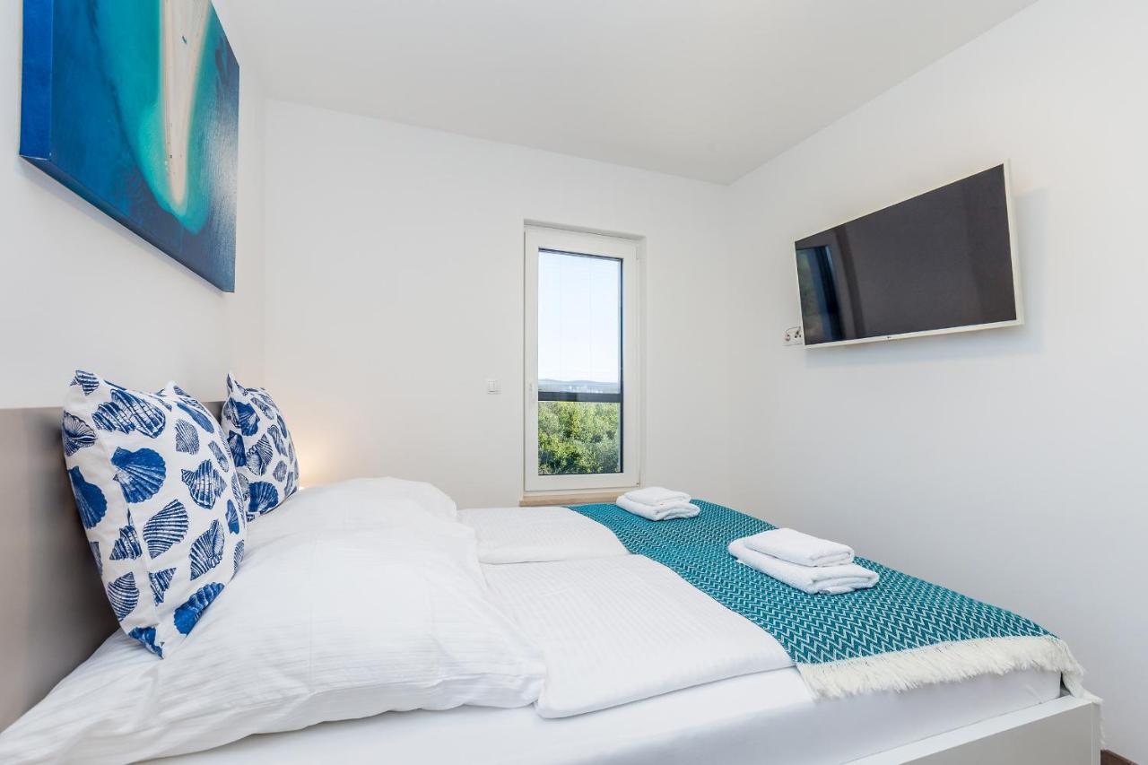 Apartments Luca Krk Town Zewnętrze zdjęcie