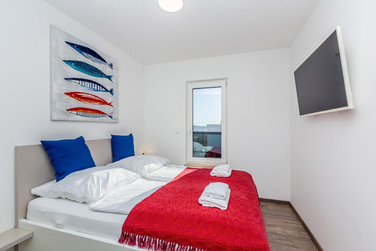 Apartments Luca Krk Town Zewnętrze zdjęcie