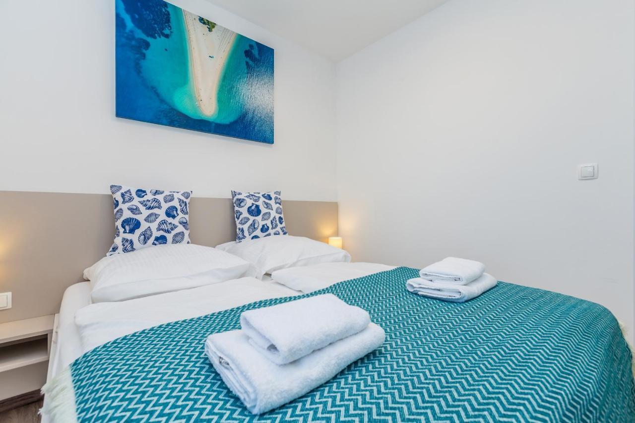 Apartments Luca Krk Town Zewnętrze zdjęcie