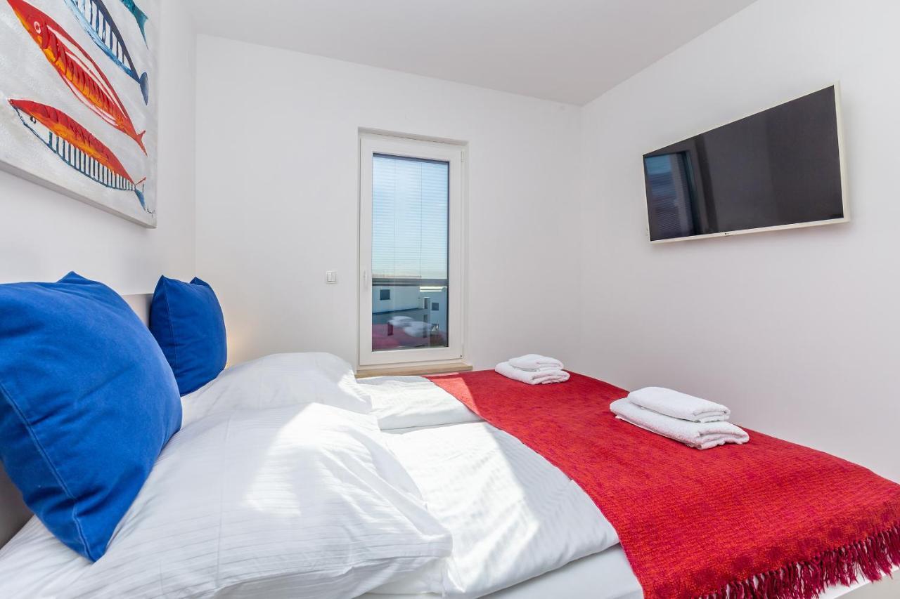 Apartments Luca Krk Town Zewnętrze zdjęcie